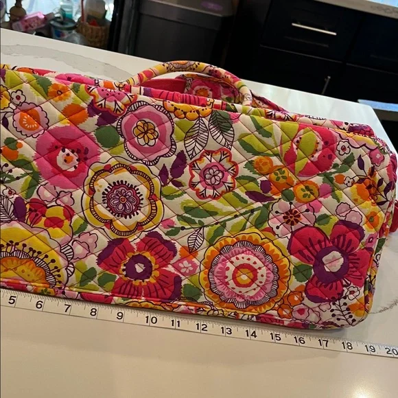 Vera Bradley in “Clementine Floral”Quilted Design Bag. Lots of Room with Strap. - Picture 6 of 12